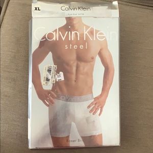 New white Calvin Klein Steel boxer briefs XL